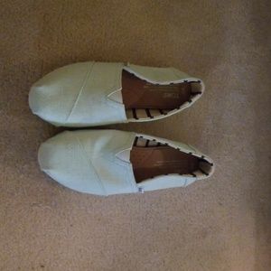 Womens Toms